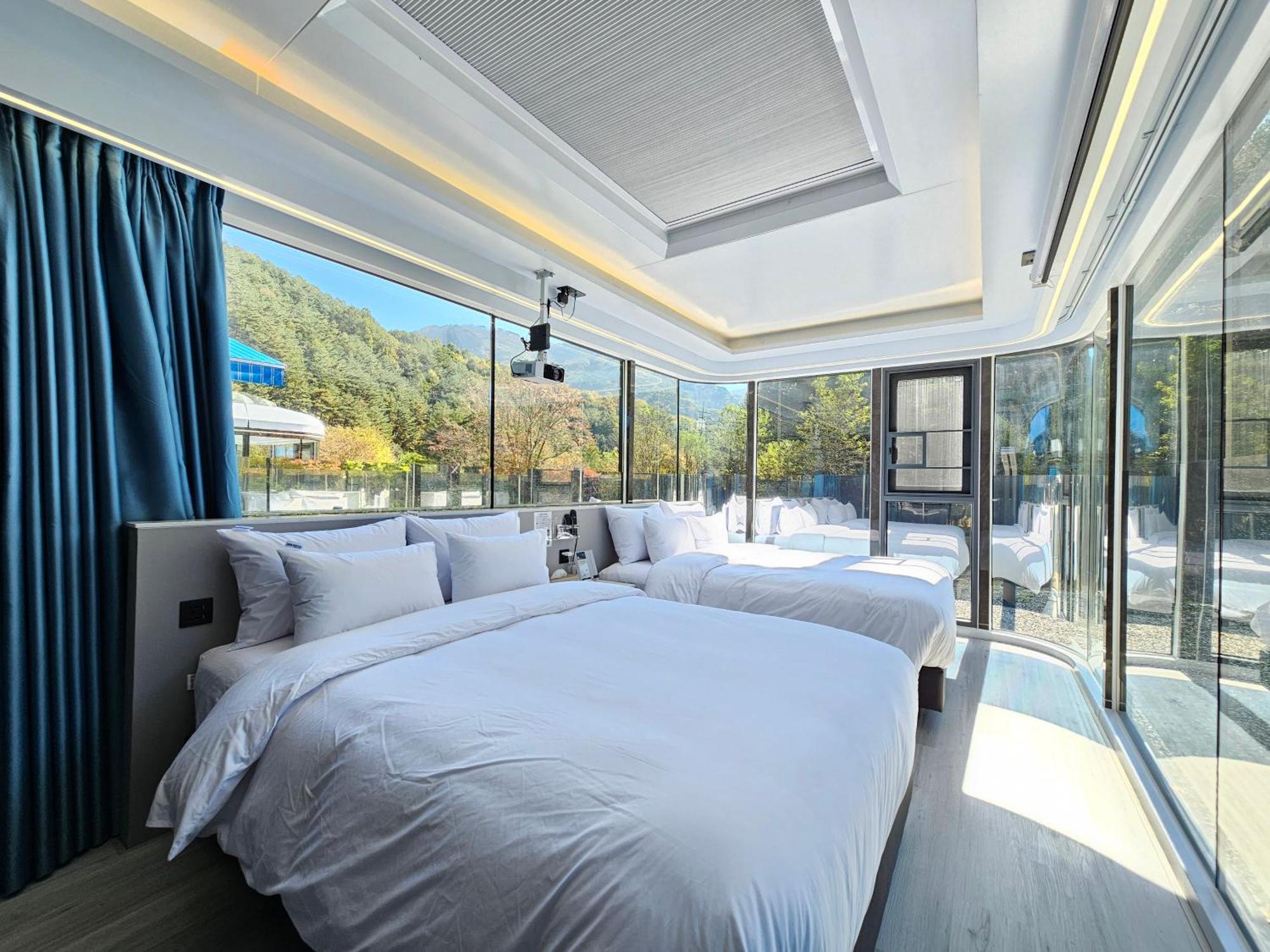 Galaxy X Hotel Type Caravan Glamping & Pension Pyeongchang Luaran gambar